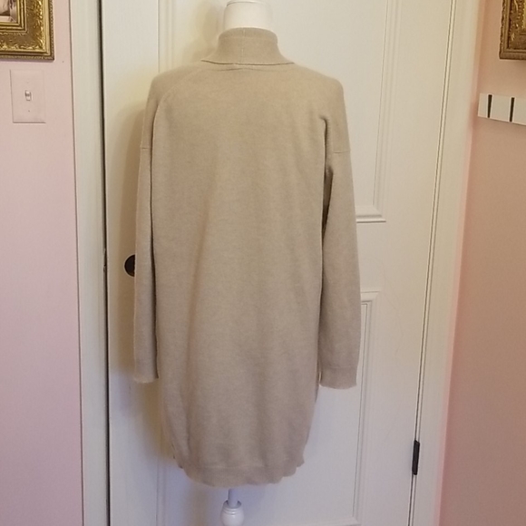 VINCE cream cashmere sweater - Picture 2 of 6